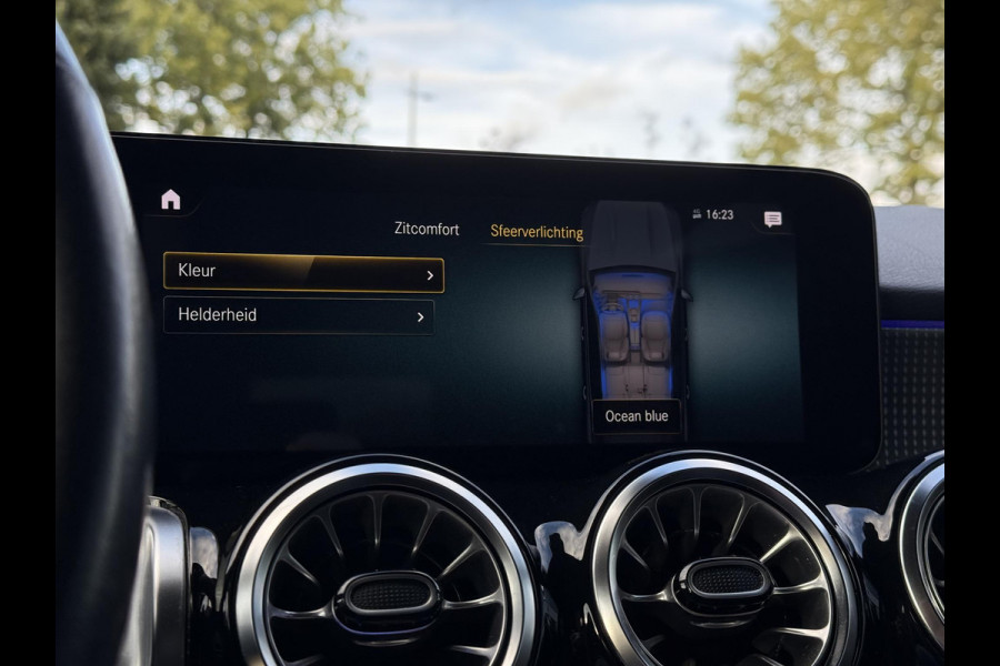 Mercedes-Benz Glb 200 Business Solution Luxury 7p. | Panorama | Leder | Memory | Mercedes-Benz Glb 200 Business Solution Luxury 7p. | Panorama | Leder | Memory |