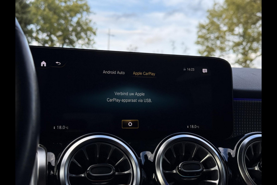 Mercedes-Benz Glb 200 Business Solution Luxury 7p. | Panorama | Leder | Memory | Mercedes-Benz Glb 200 Business Solution Luxury 7p. | Panorama | Leder | Memory |