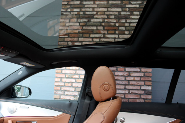 Mercedes-Benz E-Klasse Estate 300 de Premium+ AMG Line | Distronic+ | Panoramadak | Burmester | Keyless Go | Rijassistentiepakket | Surround Camera | Leder | Mercedes-Benz E-Klasse Estate 300 de Premium+ AMG Line | Distronic+ | Panoramadak | Burmester | Keyless Go | Rijassistentiepakket | Surround Camera | Leder |