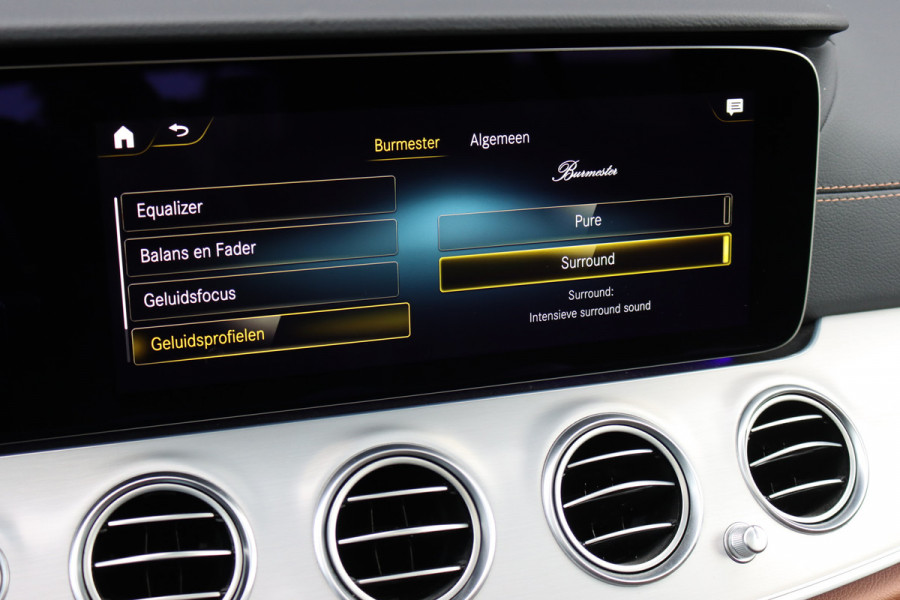 Mercedes-Benz E-Klasse Estate 300 de Premium+ AMG Line | Distronic+ | Panoramadak | Burmester | Keyless Go | Rijassistentiepakket | Surround Camera | Leder | Mercedes-Benz E-Klasse Estate 300 de Premium+ AMG Line | Distronic+ | Panoramadak | Burmester | Keyless Go | Rijassistentiepakket | Surround Camera | Leder |