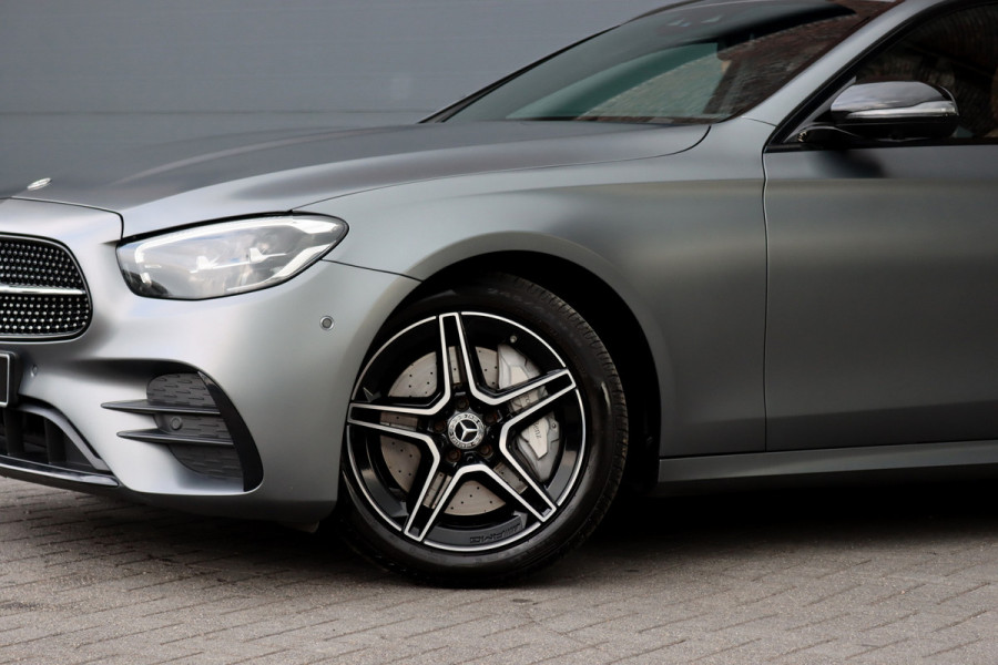 Mercedes-Benz E-Klasse Estate 300 de Premium+ AMG Line | Distronic+ | Panoramadak | Burmester | Keyless Go | Rijassistentiepakket | Surround Camera | Leder | Mercedes-Benz E-Klasse Estate 300 de Premium+ AMG Line | Distronic+ | Panoramadak | Burmester | Keyless Go | Rijassistentiepakket | Surround Camera | Leder |