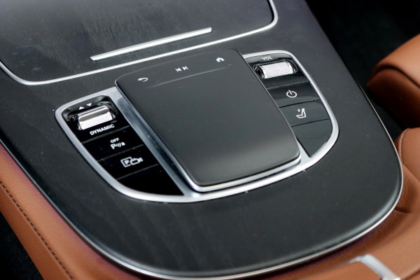 Mercedes-Benz E-Klasse Estate 300 de Premium+ AMG Line | Distronic+ | Panoramadak | Burmester | Keyless Go | Rijassistentiepakket | Surround Camera | Leder | Mercedes-Benz E-Klasse Estate 300 de Premium+ AMG Line | Distronic+ | Panoramadak | Burmester | Keyless Go | Rijassistentiepakket | Surround Camera | Leder |
