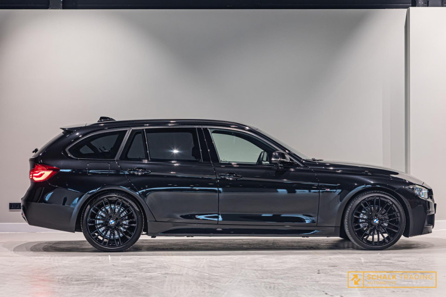 BMW 3 Serie Touring 320i M Sport Edition|Trekhaak|NAP|Leder