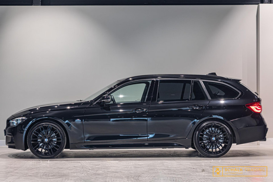 BMW 3 Serie Touring 320i M Sport Edition|Trekhaak|NAP|Leder