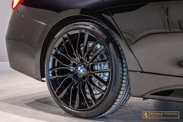 BMW 3 Serie Touring 320i M Sport Edition|Trekhaak|NAP|Leder
