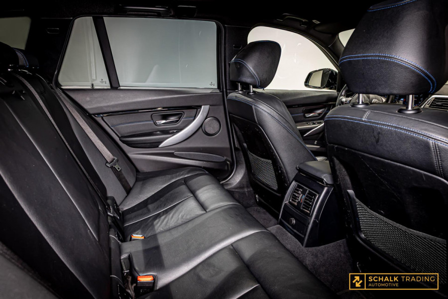BMW 3 Serie Touring 320i M Sport Edition|Trekhaak|NAP|Leder