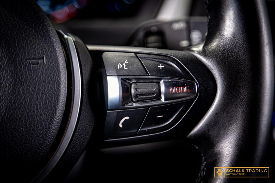 BMW 3 Serie Touring 320i M Sport Edition|Trekhaak|NAP|Leder