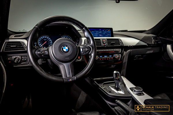 BMW 3 Serie Touring 320i M Sport Edition|Trekhaak|NAP|Leder