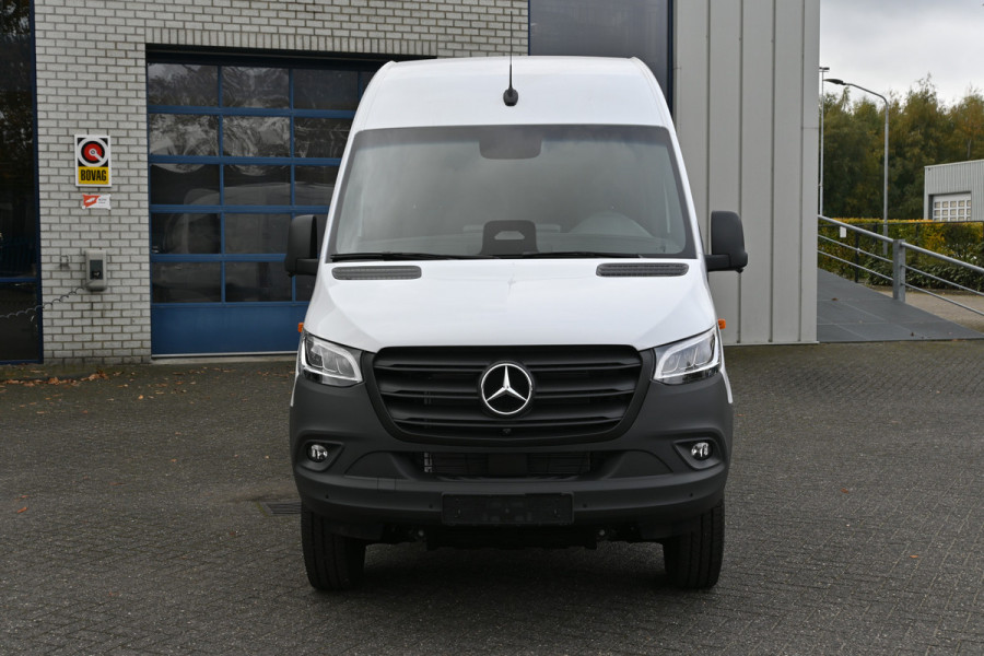 Mercedes-Benz Sprinter 319 CDI 4x4 L2H2 Pro Draaistoelen, LED, 360 Graden Camera, Navigatie