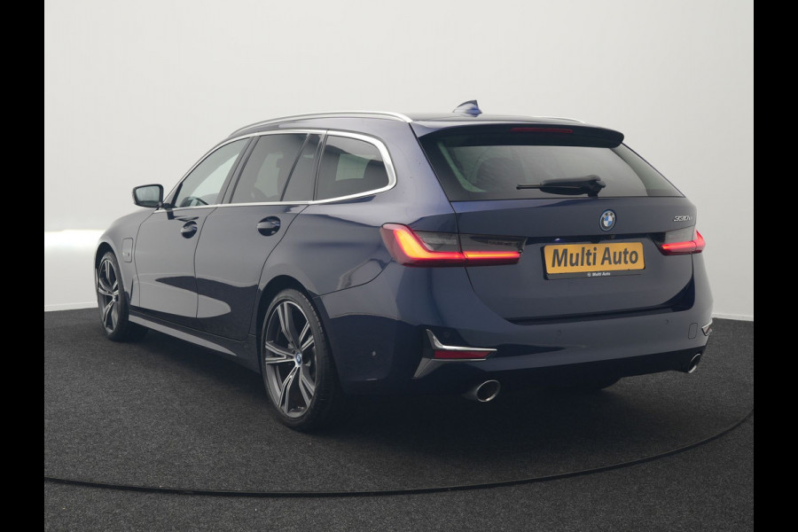 BMW 3 Serie Touring 330e Luxury Line Plug In Hybrid 293pk Dealer O.H PHEV | Panodak | Adaptive Cruise | 360 Camera | Lederen Sportstoelen Memory & Verwarmd | Harman & Kardon |  Apple Carplay | Sfeerverlichting | Blis | Virtual | Navigatie | DAB | 19"L.M | BMW 3 Serie Touring 330e Luxury Line Plug In Hybrid 293pk Dealer O.H PHEV | Panodak | Adaptive Cruise | 360 Camera | Lederen Sportstoelen Memory & Verwarmd | Harman & Kardon |  Apple Carplay | Sfeerverlichting | Blis | Virtual | Navigatie | DAB | 19"L.M |