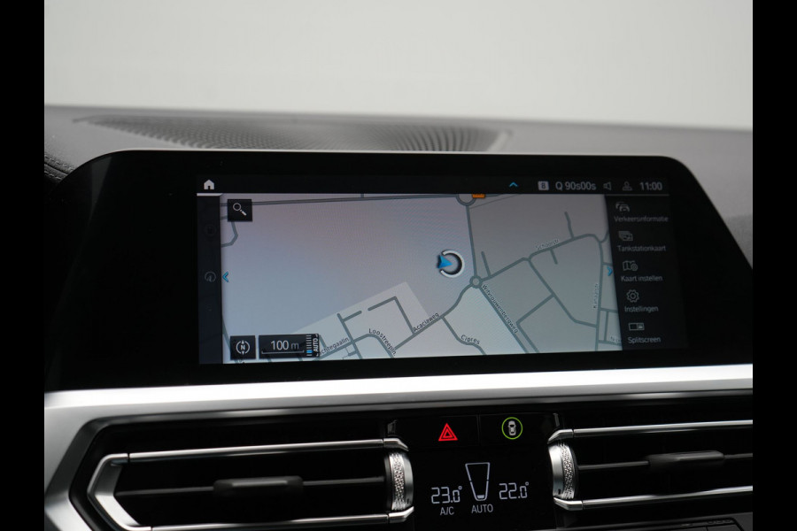 BMW 3 Serie Touring 330e Luxury Line Plug In Hybrid 293pk Dealer O.H PHEV | Panodak | Adaptive Cruise | 360 Camera | Lederen Sportstoelen Memory & Verwarmd | Harman & Kardon |  Apple Carplay | Sfeerverlichting | Blis | Virtual | Navigatie | DAB | 19"L.M | BMW 3 Serie Touring 330e Luxury Line Plug In Hybrid 293pk Dealer O.H PHEV | Panodak | Adaptive Cruise | 360 Camera | Lederen Sportstoelen Memory & Verwarmd | Harman & Kardon |  Apple Carplay | Sfeerverlichting | Blis | Virtual | Navigatie | DAB | 19"L.M |