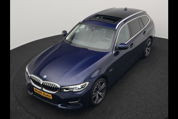 BMW 3 Serie Touring 330e Luxury Line Plug In Hybrid 293pk Dealer O.H PHEV | Panodak | Adaptive Cruise | 360 Camera | Lederen Sportstoelen Memory & Verwarmd | Harman & Kardon |  Apple Carplay | Sfeerverlichting | Blis | Virtual | Navigatie | DAB | 19"L.M | BMW 3 Serie Touring 330e Luxury Line Plug In Hybrid 293pk Dealer O.H PHEV | Panodak | Adaptive Cruise | 360 Camera | Lederen Sportstoelen Memory & Verwarmd | Harman & Kardon |  Apple Carplay | Sfeerverlichting | Blis | Virtual | Navigatie | DAB | 19"L.M |