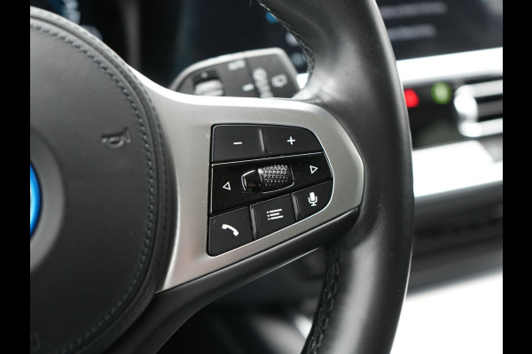 BMW 3 Serie Touring 330e Luxury Line Plug In Hybrid 293pk Dealer O.H PHEV | Panodak | Adaptive Cruise | 360 Camera | Lederen Sportstoelen Memory & Verwarmd | Harman & Kardon |  Apple Carplay | Sfeerverlichting | Blis | Virtual | Navigatie | DAB | 19"L.M | BMW 3 Serie Touring 330e Luxury Line Plug In Hybrid 293pk Dealer O.H PHEV | Panodak | Adaptive Cruise | 360 Camera | Lederen Sportstoelen Memory & Verwarmd | Harman & Kardon |  Apple Carplay | Sfeerverlichting | Blis | Virtual | Navigatie | DAB | 19"L.M |