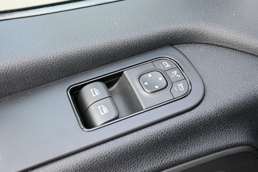 Mercedes-Benz Sprinter 317 CDI L3H2 Pro Geveerde stoel, Smartphone integratiesysteem Mercedes-Benz Sprinter 317 CDI L3H2 Pro Geveerde stoel, Smartphone integratiesysteem