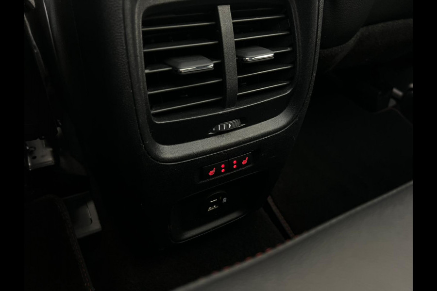 Ford Kuga 2.5 PHEV ST-Line X NL AUTO | ELEKTR KLEP | PANO | STUURWIEL VERW | STOELVERW | Ford Kuga 2.5 PHEV ST-Line X NL AUTO | ELEKTR KLEP | PANO | STUURWIEL VERW | STOELVERW |