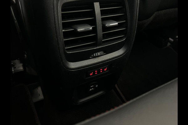 Ford Kuga 2.5 PHEV ST-Line X NL AUTO | ELEKTR KLEP | PANO | STUURWIEL VERW | STOELVERW | Ford Kuga 2.5 PHEV ST-Line X NL AUTO | ELEKTR KLEP | PANO | STUURWIEL VERW | STOELVERW |