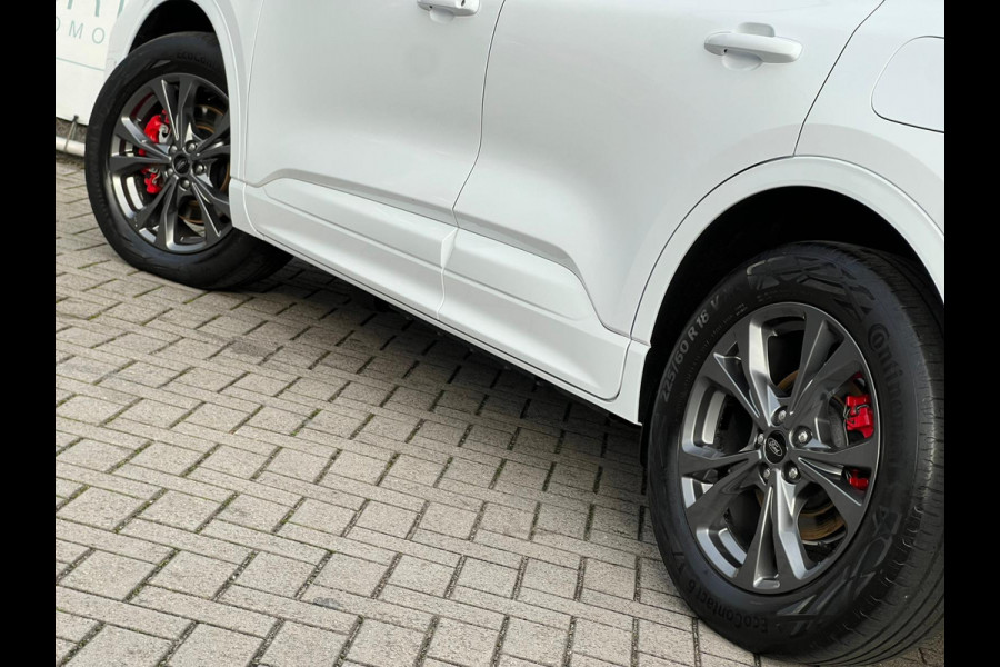 Ford Kuga 2.5 PHEV ST-Line X NL AUTO | ELEKTR KLEP | PANO | STUURWIEL VERW | STOELVERW | Ford Kuga 2.5 PHEV ST-Line X NL AUTO | ELEKTR KLEP | PANO | STUURWIEL VERW | STOELVERW |