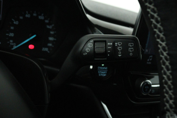 Ford Fiesta 1.0 EcoBoost ST-Line (STOEL/STUUR VERWARMING, CRUISE CONTROL, PARKEERSENSOREN, LANE-ASSIST, GOED ONDERHOUDEN)
