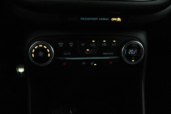 Ford Fiesta 1.0 EcoBoost ST-Line (STOEL/STUUR VERWARMING, CRUISE CONTROL, PARKEERSENSOREN, LANE-ASSIST, GOED ONDERHOUDEN)