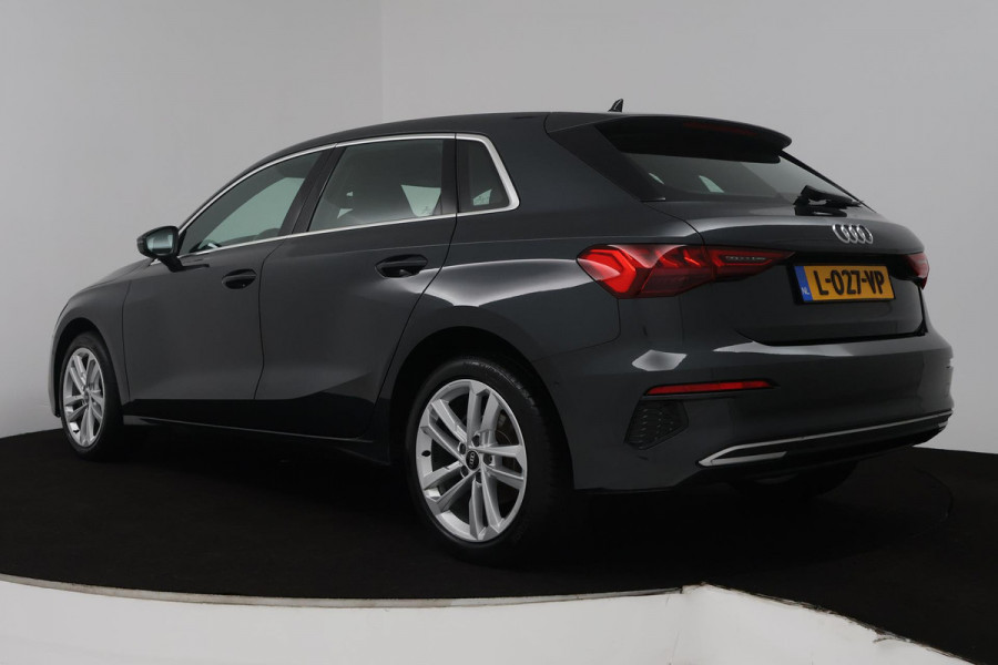 Audi A3 Sportback 30 TFSI Advanced edition (DIGITALE COCKPIT, LANE-ASSIST, CRUISE CONTROL ADAPTIEF, STOELVERWARMING, SENSOREN)