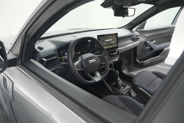 Dacia Duster TCe 130 mild hybrid Expression | Camera | Stoelverwarming | Apple Carplay | Navigatie Dacia Duster TCe 130 mild hybrid Expression | Camera | Stoelverwarming | Apple Carplay | Navigatie