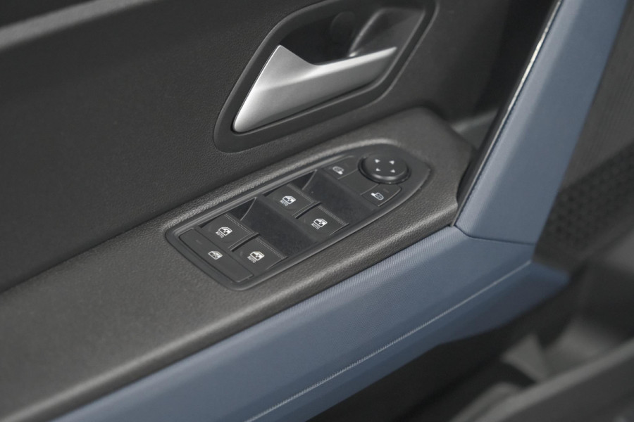 Dacia Duster TCe 130 mild hybrid Expression | Camera | Stoelverwarming | Apple Carplay | Navigatie Dacia Duster TCe 130 mild hybrid Expression | Camera | Stoelverwarming | Apple Carplay | Navigatie