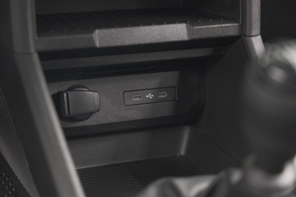 Dacia Duster TCe 130 mild hybrid Expression | Camera | Stoelverwarming | Apple Carplay | Navigatie Dacia Duster TCe 130 mild hybrid Expression | Camera | Stoelverwarming | Apple Carplay | Navigatie