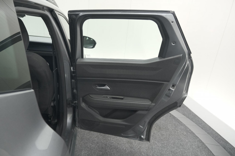 Dacia Duster TCe 130 mild hybrid Expression | Camera | Stoelverwarming | Apple Carplay | Navigatie Dacia Duster TCe 130 mild hybrid Expression | Camera | Stoelverwarming | Apple Carplay | Navigatie