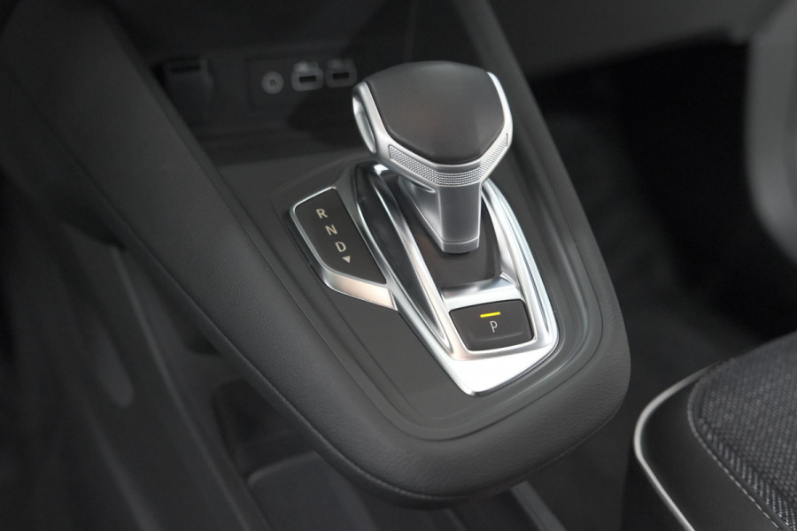 Renault Captur Mild Hybrid 140 EDC Techno | Camera | 9.3 Inch Scherm | Apple Carplay | Parkeersensoren | Allseason Banden | Stoelverwarming Renault Captur Mild Hybrid 140 EDC Techno | Camera | 9.3 Inch Scherm | Apple Carplay | Parkeersensoren | Allseason Banden | Stoelverwarming