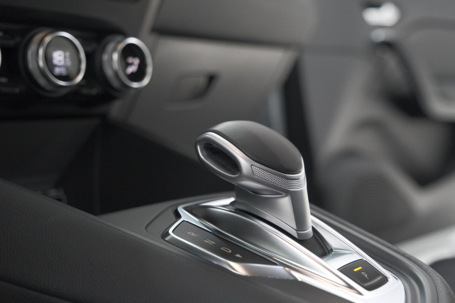 Renault Captur Mild Hybrid 140 EDC Techno | Camera | 9.3 Inch Scherm | Apple Carplay | Parkeersensoren | Allseason Banden | Stoelverwarming Renault Captur Mild Hybrid 140 EDC Techno | Camera | 9.3 Inch Scherm | Apple Carplay | Parkeersensoren | Allseason Banden | Stoelverwarming