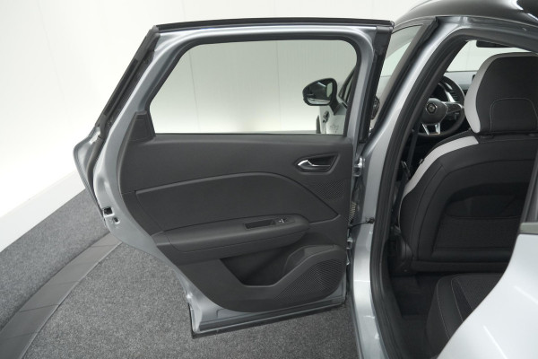 Renault Captur Mild Hybrid 140 EDC Techno | Camera | 9.3 Inch Scherm | Apple Carplay | Parkeersensoren | Allseason Banden | Stoelverwarming Renault Captur Mild Hybrid 140 EDC Techno | Camera | 9.3 Inch Scherm | Apple Carplay | Parkeersensoren | Allseason Banden | Stoelverwarming