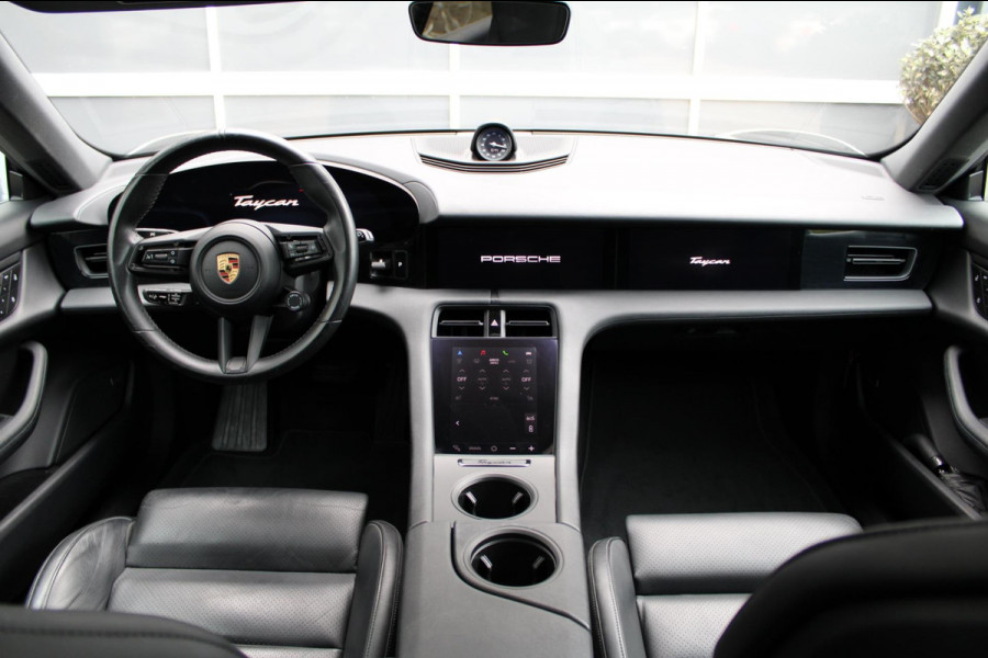 Porsche Taycan Cross Turismo 4 93 kWh Porsche Taycan Cross Turismo 4 93 kWh