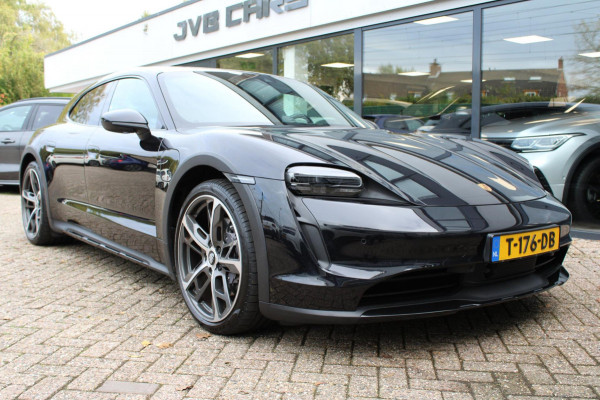 Porsche Taycan Cross Turismo 4 93 kWh Porsche Taycan Cross Turismo 4 93 kWh