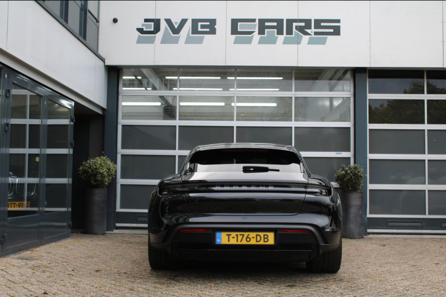 Porsche Taycan Cross Turismo 4 93 kWh Porsche Taycan Cross Turismo 4 93 kWh