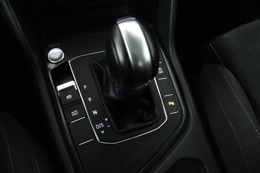 Volkswagen Tiguan Allspace 1.5 TSI Comfortline Business 7p. (PANORAMADAK, DIGITALE COCKPIT, CAMERA, AUTOMAAT)