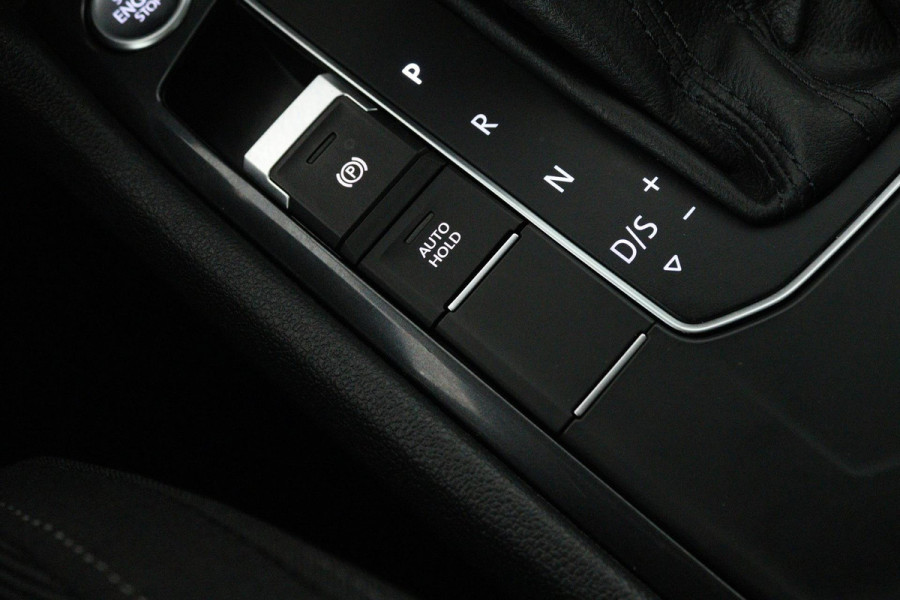 Volkswagen Tiguan Allspace 1.5 TSI Comfortline Business 7p. (PANORAMADAK, DIGITALE COCKPIT, CAMERA, AUTOMAAT)