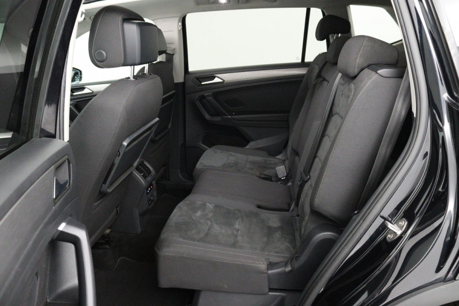 Volkswagen Tiguan Allspace 1.5 TSI Comfortline Business 7p. (PANORAMADAK, DIGITALE COCKPIT, CAMERA, AUTOMAAT)
