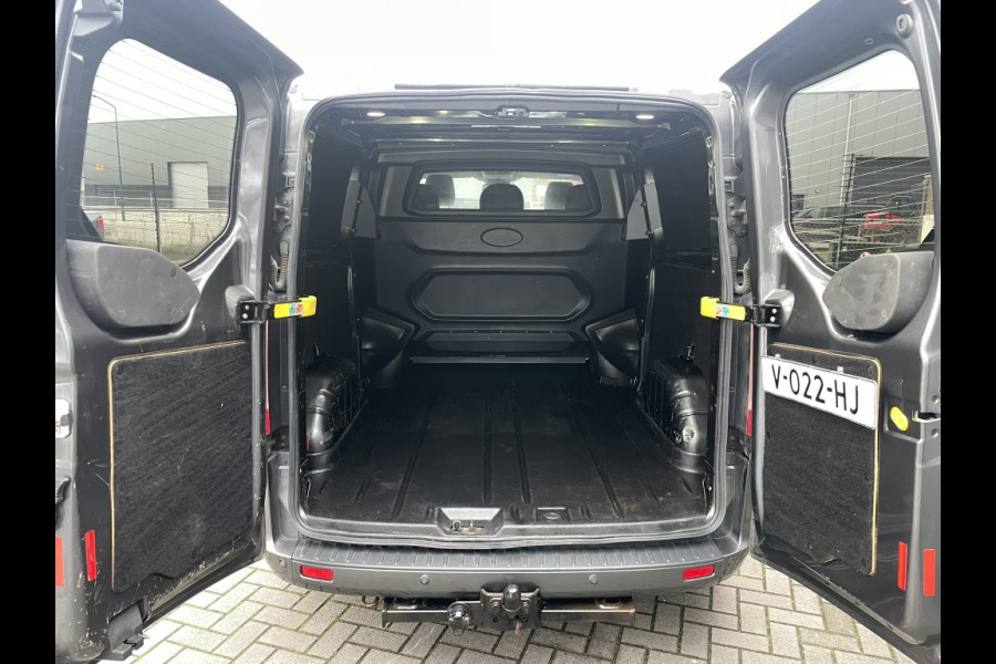 Ford Transit Custom 2.0 TDCI 130PK L2 DC Limited | airco | navigatie | camera Ford Transit Custom 2.0 TDCI 130PK L2 DC Limited | airco | navigatie | camera