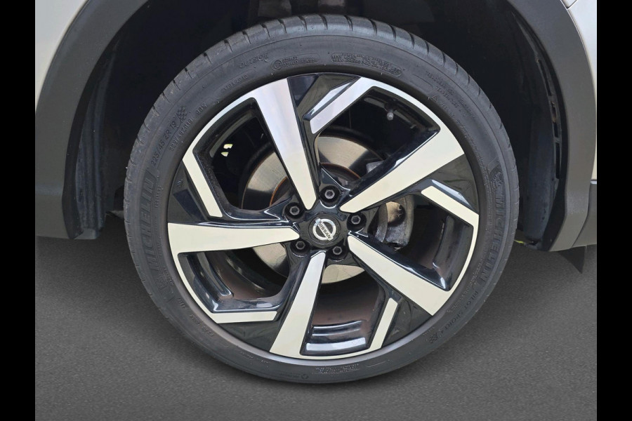 Nissan QASHQAI 1.2 Tekna | halfleder | panoramadak | stoelverwarming | LED | 19" velgen |