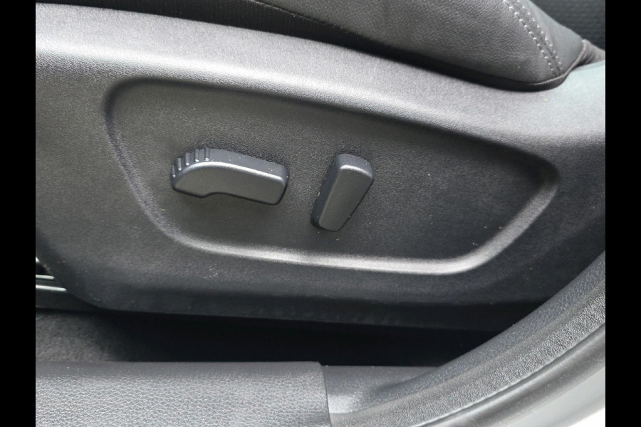 Nissan QASHQAI 1.2 Tekna | halfleder | panoramadak | stoelverwarming | LED | 19" velgen |