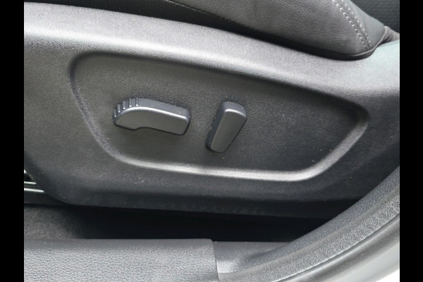 Nissan QASHQAI 1.2 Tekna | halfleder | panoramadak | stoelverwarming | LED | 19" velgen |