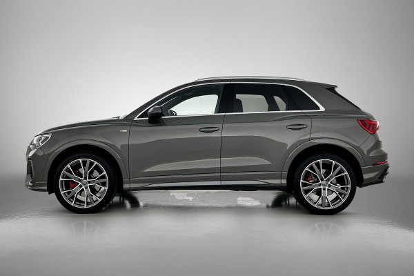 Audi Q3 40 TFSI quattro S Line(NL-auto, Dealer OnderH, Carplay, Digitale Dash, Parkeersensoren V+A, Etc) Audi Q3 40 TFSI quattro S Line(NL-auto, Dealer OnderH, Carplay, Digitale Dash, Parkeersensoren V+A, Etc)