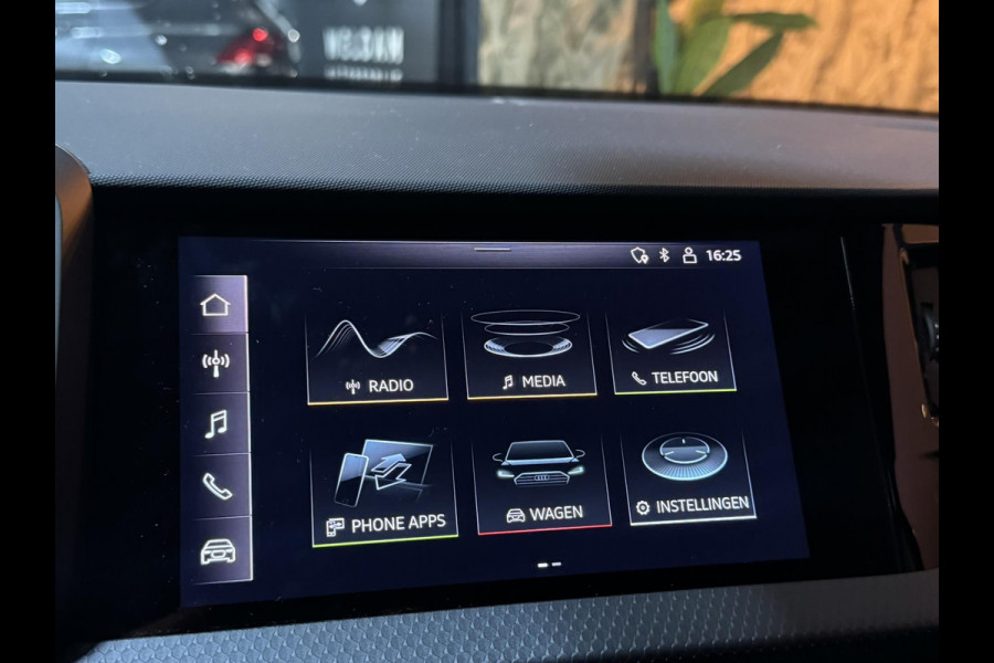 Audi A1 Sportback 25 TFSI Pro Line Garantie Carplay StoelVW Led Cruise Clima Navi Dab PDC Keyless Rijklaar Audi A1 Sportback 25 TFSI Pro Line Garantie Carplay StoelVW Led Cruise Clima Navi Dab PDC Keyless Rijklaar