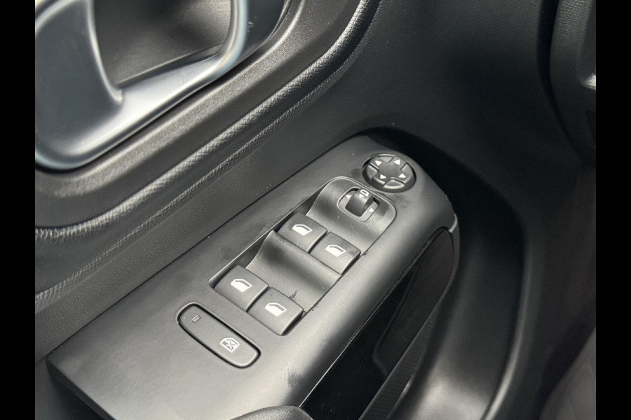 Citroën C5 Aircross 1.2 Hybrid 136 ë-Series | Prijs is rijklaar | Adaptive cruise | Stoelverwarming Citroën C5 Aircross 1.2 Hybrid 136 ë-Series | Prijs is rijklaar | Adaptive cruise | Stoelverwarming
