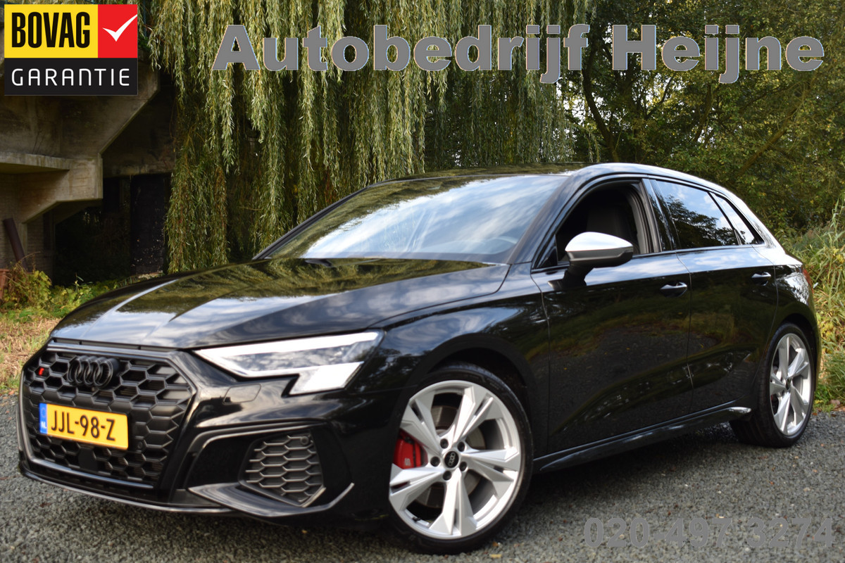 Audi A3 Sportback 2.0 TFSI 310PK S3 QUATTRO CAMERA/LEDER/CARPLAY Audi A3 Sportback 2.0 TFSI 310PK S3 QUATTRO CAMERA/LEDER/CARPLAY