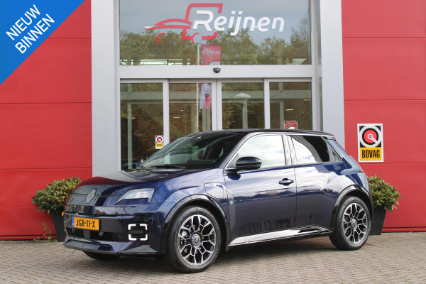 Renault 5 150PK COMFORT RANGE ROLAND-GARROS 52 kWh | NAVIGATIE SYSTEEM MET GOOGLE INTERGRATIE | HARMAN KARDON PREMIUM AUDIO | FULL LED KOPLAMPEN MET MICRO-OPTICS EN FRANSE VLAG | 10"R-LINK MULTIMEDIA | 18"GRONO LICHTMETALEN VELGEN | TWO-TONE CAROSSERIE KLEUR I.C.M. WARM TITANIUM DAKLIJSTEN | ELEKTRISCH VERWARMDE VOOR STOELEN / STUUR | BESTUURDERSSTOEL MET ELEKTRISCH VERSTELBARE LENDESTEUN | AUTOMATISCH INPARKEREN | FLANK GUARD PROTECTION | ADAPTIEVE CRUISE CONTROL MET STOP & GO | ACHTERUITRIJCAMERA | PRIVATIE GLASS | SFEERVERLICHTING IN DIVERSE KLEUREN |
