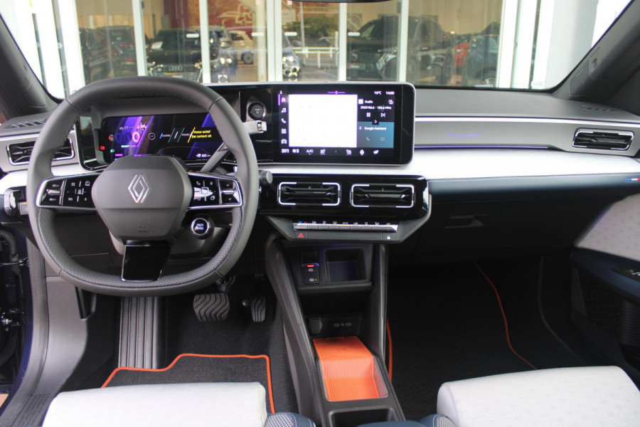 Renault 5 150PK COMFORT RANGE ROLAND-GARROS 52 kWh | NAVIGATIE SYSTEEM MET GOOGLE INTERGRATIE | HARMAN KARDON PREMIUM AUDIO | FULL LED KOPLAMPEN MET MICRO-OPTICS EN FRANSE VLAG | 10"R-LINK MULTIMEDIA | 18"GRONO LICHTMETALEN VELGEN | TWO-TONE CAROSSERIE KLEUR I.C.M. WARM TITANIUM DAKLIJSTEN | ELEKTRISCH VERWARMDE VOOR STOELEN / STUUR | BESTUURDERSSTOEL MET ELEKTRISCH VERSTELBARE LENDESTEUN | AUTOMATISCH INPARKEREN | FLANK GUARD PROTECTION | ADAPTIEVE CRUISE CONTROL MET STOP & GO | ACHTERUITRIJCAMERA | PRIVATIE GLASS | SFEERVERLICHTING IN DIVERSE KLEUREN |