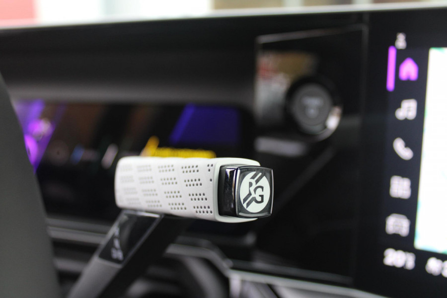 Renault 5 150PK COMFORT RANGE ROLAND-GARROS 52 kWh | NAVIGATIE SYSTEEM MET GOOGLE INTERGRATIE | HARMAN KARDON PREMIUM AUDIO | FULL LED KOPLAMPEN MET MICRO-OPTICS EN FRANSE VLAG | 10"R-LINK MULTIMEDIA | 18"GRONO LICHTMETALEN VELGEN | TWO-TONE CAROSSERIE KLEUR I.C.M. WARM TITANIUM DAKLIJSTEN | ELEKTRISCH VERWARMDE VOOR STOELEN / STUUR | BESTUURDERSSTOEL MET ELEKTRISCH VERSTELBARE LENDESTEUN | AUTOMATISCH INPARKEREN | FLANK GUARD PROTECTION | ADAPTIEVE CRUISE CONTROL MET STOP & GO | ACHTERUITRIJCAMERA | PRIVATIE GLASS | SFEERVERLICHTING IN DIVERSE KLEUREN |