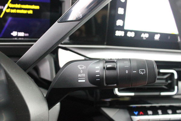Renault 5 150PK COMFORT RANGE ROLAND-GARROS 52 kWh | NAVIGATIE SYSTEEM MET GOOGLE INTERGRATIE | HARMAN KARDON PREMIUM AUDIO | FULL LED KOPLAMPEN MET MICRO-OPTICS EN FRANSE VLAG | 10"R-LINK MULTIMEDIA | 18"GRONO LICHTMETALEN VELGEN | TWO-TONE CAROSSERIE KLEUR I.C.M. WARM TITANIUM DAKLIJSTEN | ELEKTRISCH VERWARMDE VOOR STOELEN / STUUR | BESTUURDERSSTOEL MET ELEKTRISCH VERSTELBARE LENDESTEUN | AUTOMATISCH INPARKEREN | FLANK GUARD PROTECTION | ADAPTIEVE CRUISE CONTROL MET STOP & GO | ACHTERUITRIJCAMERA | PRIVATIE GLASS | SFEERVERLICHTING IN DIVERSE KLEUREN |
