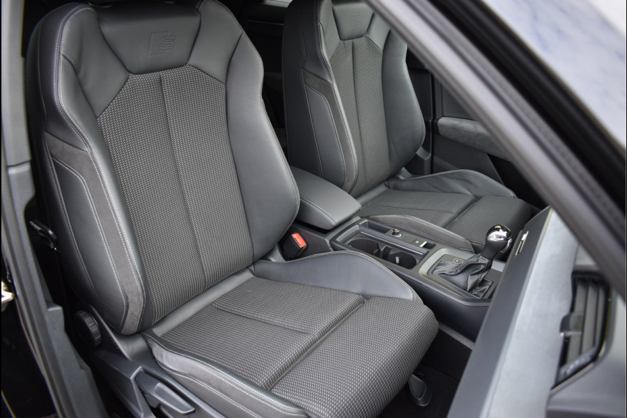 Audi Q3 45 TFSI e S-Line 245 Pk Black Ed Navi Leder Trekhaak 20 Inch Audi Q3 45 TFSI e S-Line 245 Pk Black Ed Navi Leder Trekhaak 20 Inch